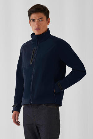 Men Technical Softshell Jacket